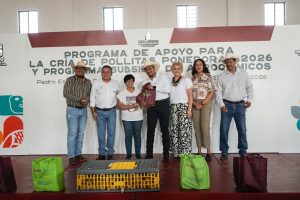 Reafirma Beto Nava compromiso con el campo escobedense; entregan apoyos a productores del municipio