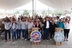 Entrega Gaspar Trueba Moncada Productos para el Hogar del programa «Apoyos que Construyen»